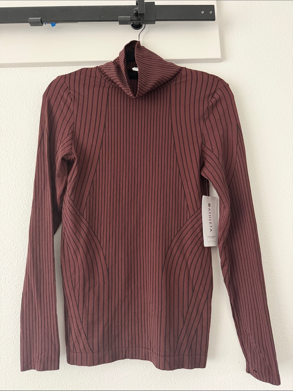 Athleta Flurry Endeavor Turtleneck SOLD OUT!